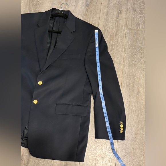 Ralph Lauren Classic Navy Blazer with Gold Buttons - Picture 10 of 10